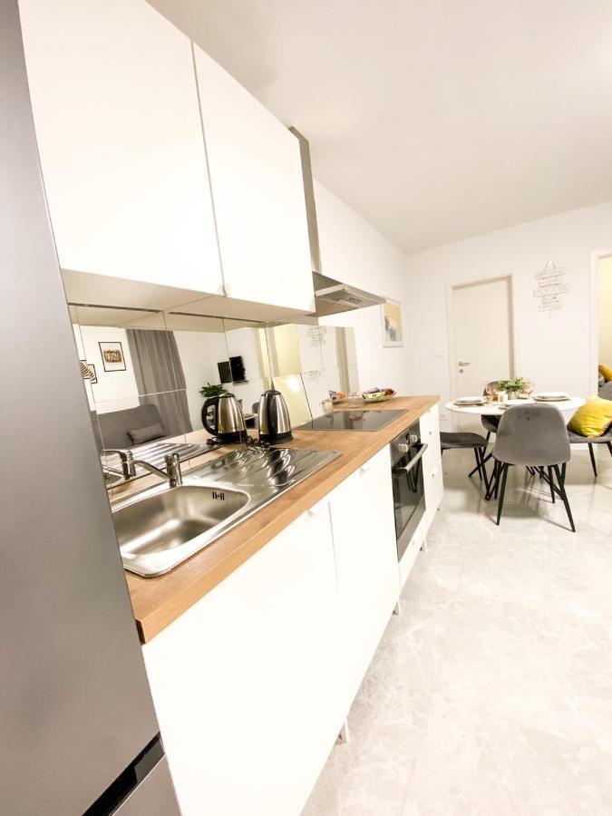 Olea Apartments Pobegi Eksteriør bilde