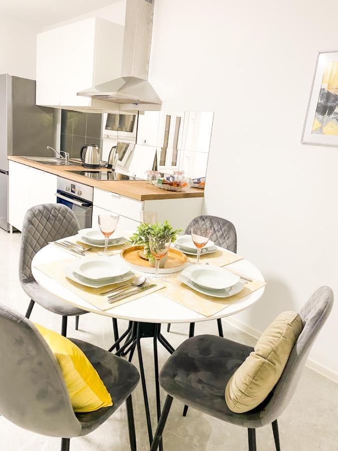 Olea Apartments Pobegi Eksteriør bilde